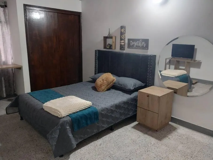 Casa La Victoria Alojamiento Completo Medellin 0*,  Colombia
