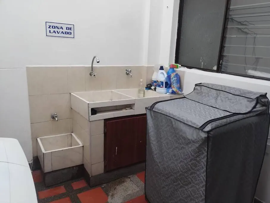 Casa La Victoria Alojamiento Completo Medellin