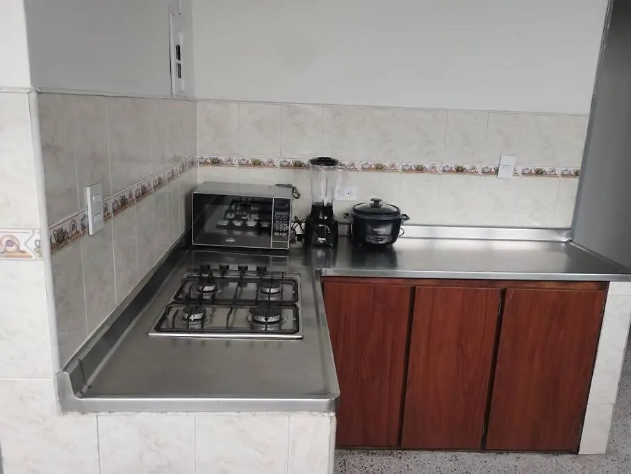 Apartment Casa La Victoria Alojamiento Completo Medellin