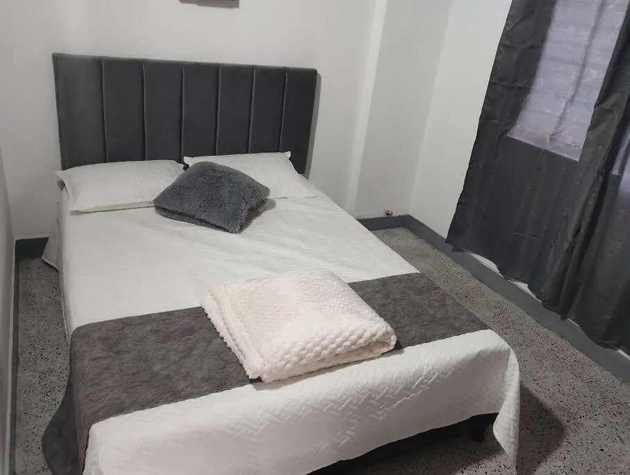 Apartment Casa La Victoria Alojamiento Completo Medellin
